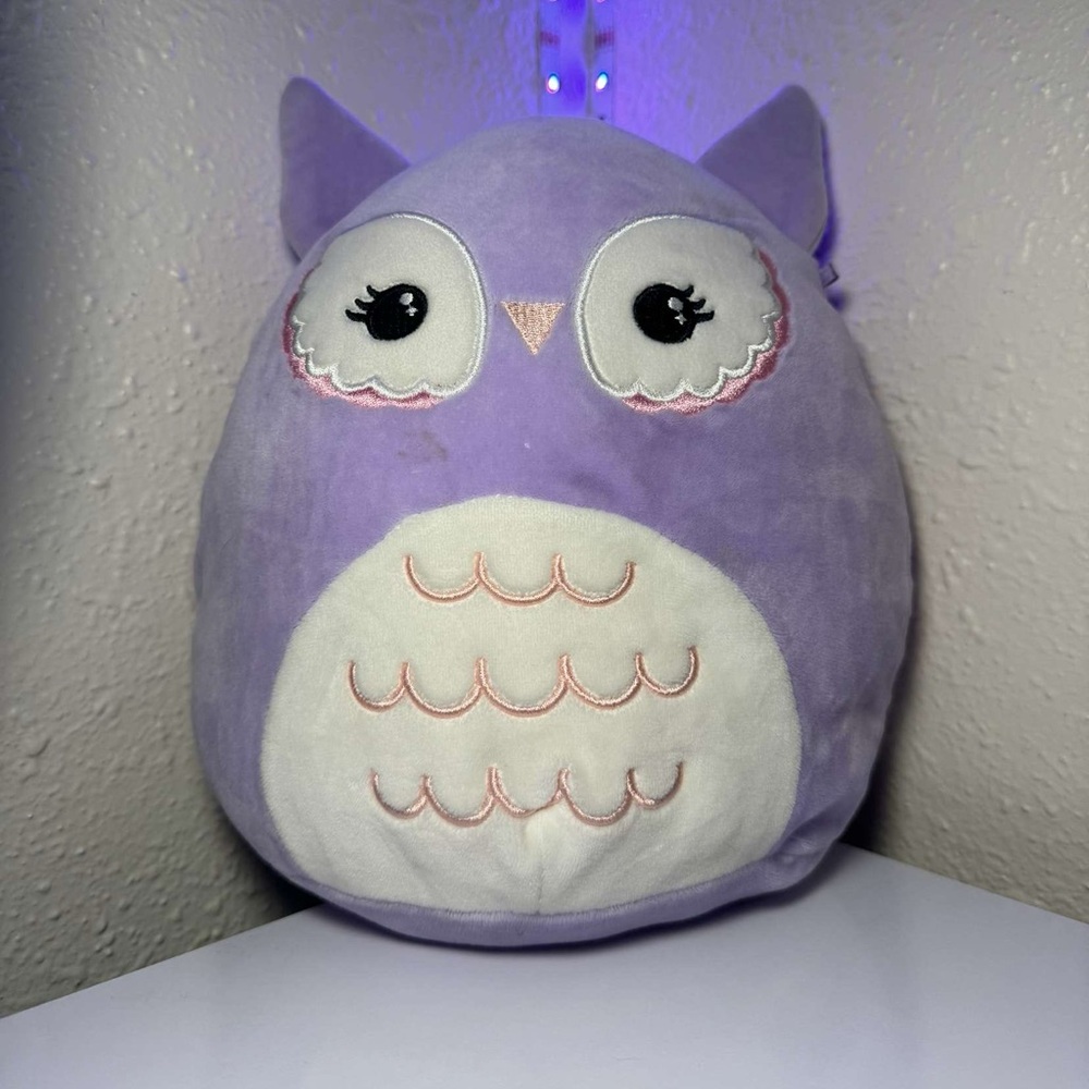 8 inch Miranda, the purple owl, squishmallow